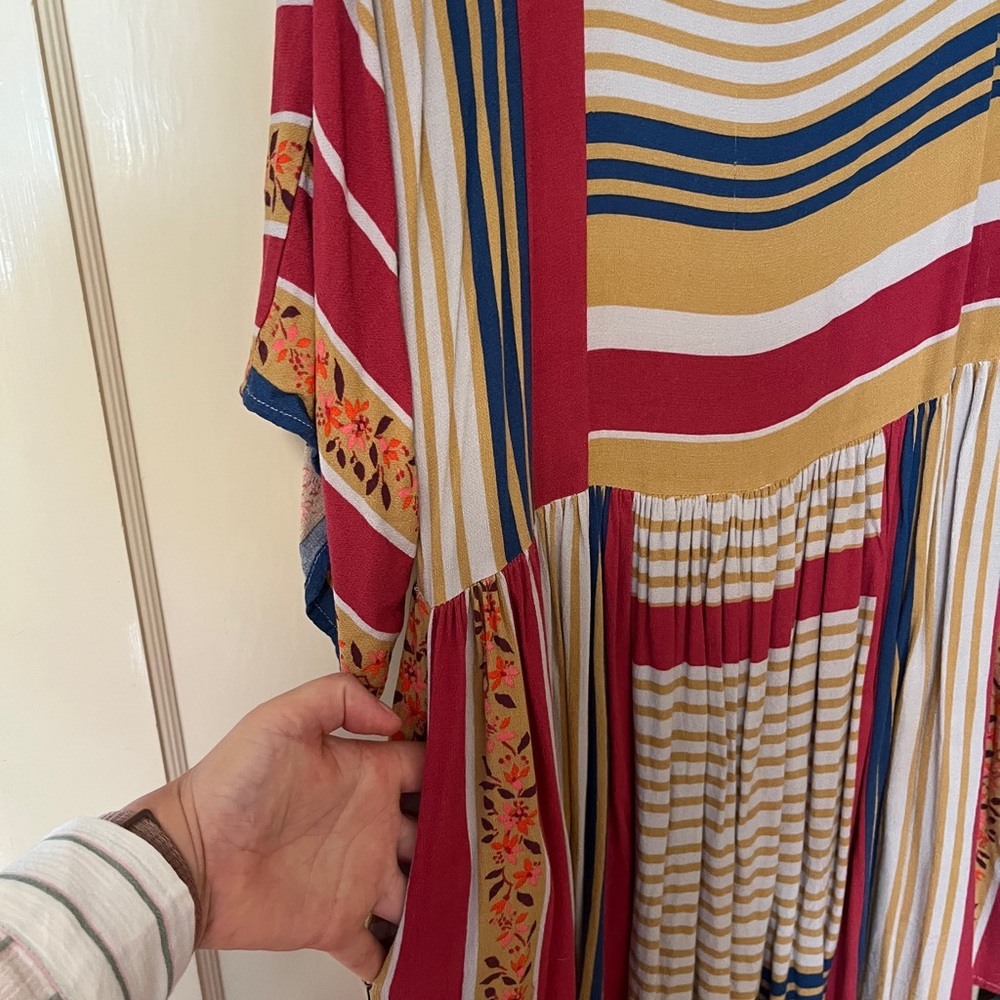 Colorful Striped Tunic - Picture 3 of 4
